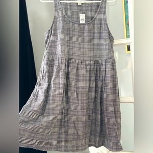 American eagle size medium dress with pockets